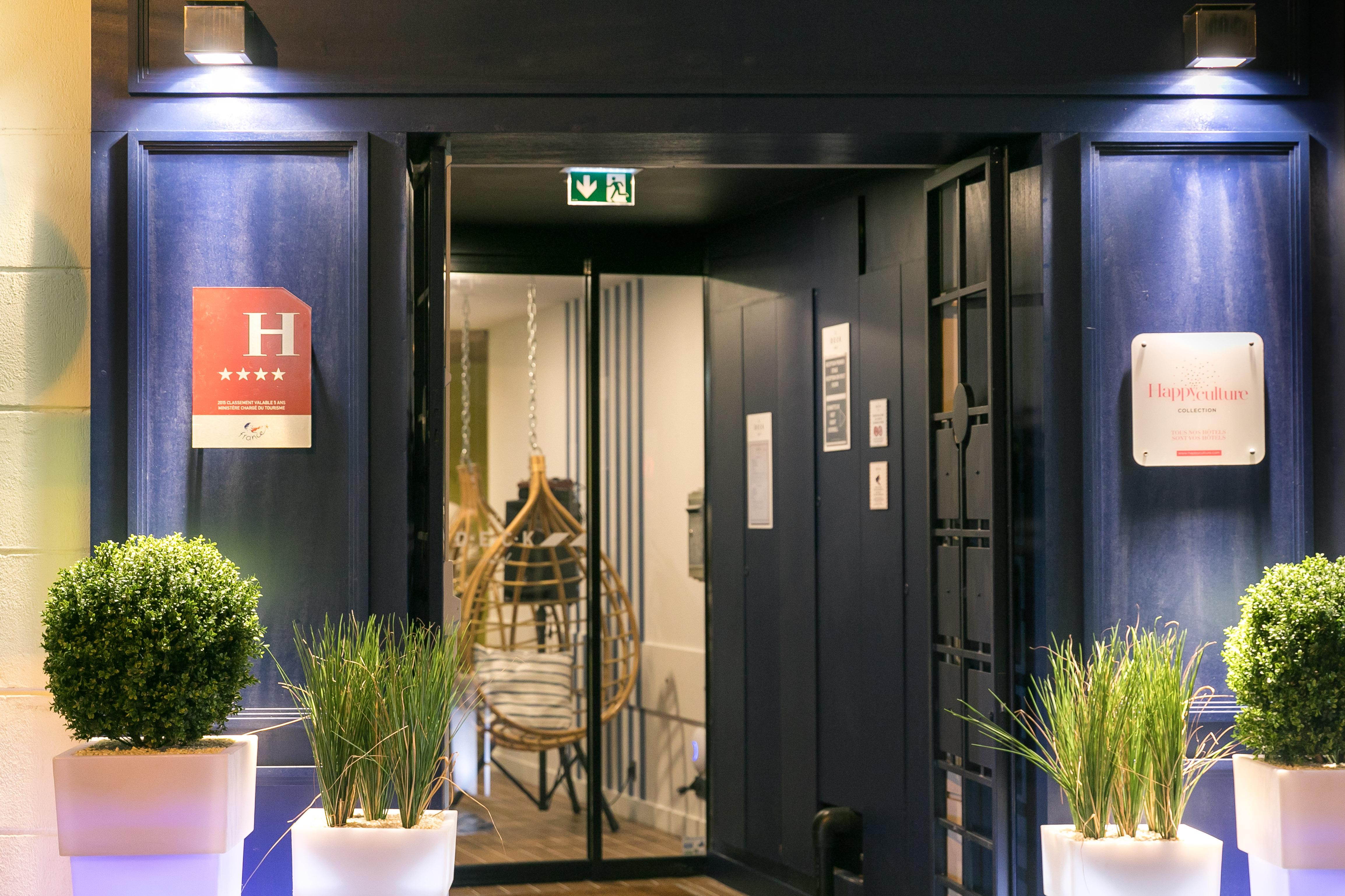The Deck Hotel By Happyculture Ницца Экстерьер фото