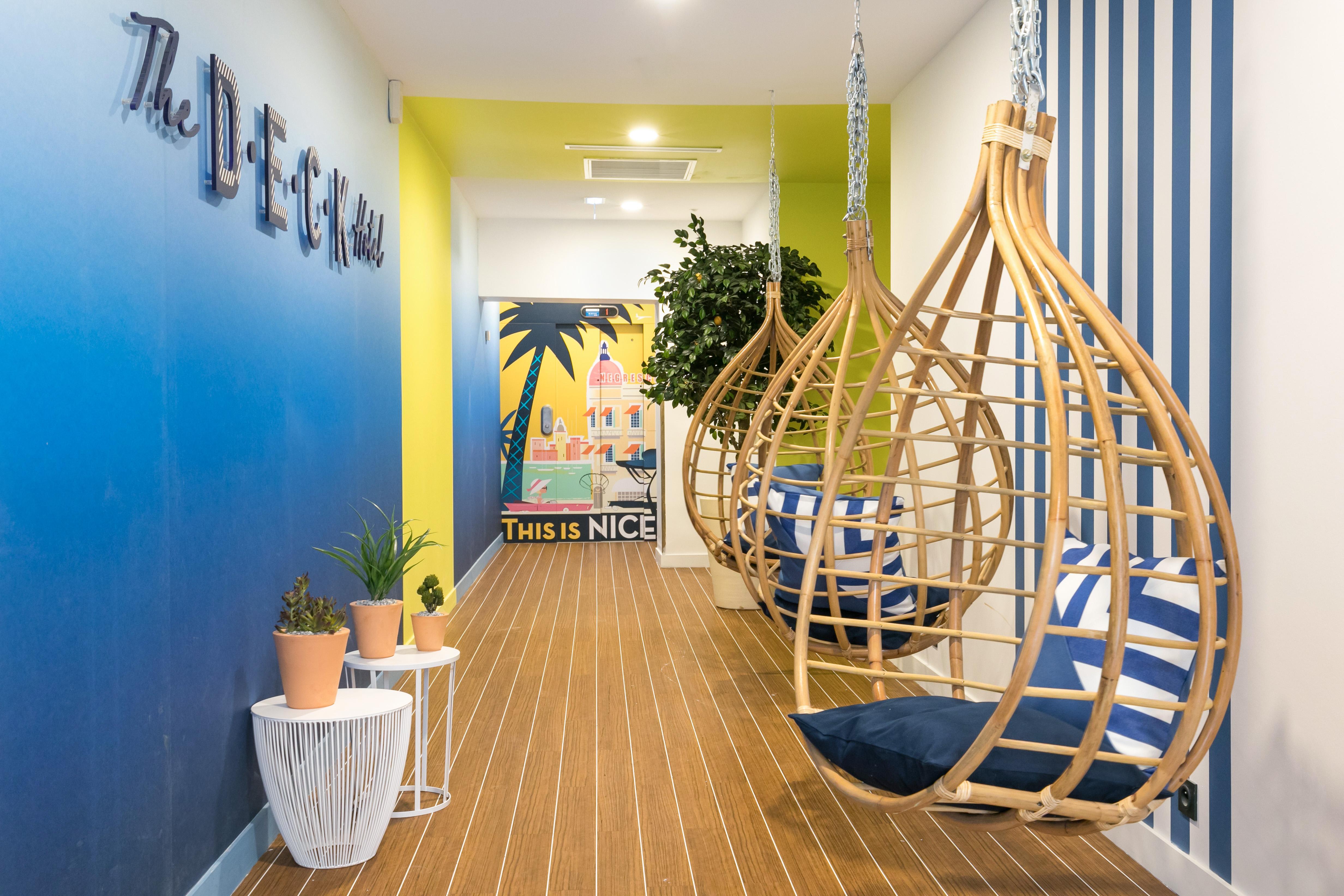 The Deck Hotel By Happyculture Ницца Экстерьер фото
