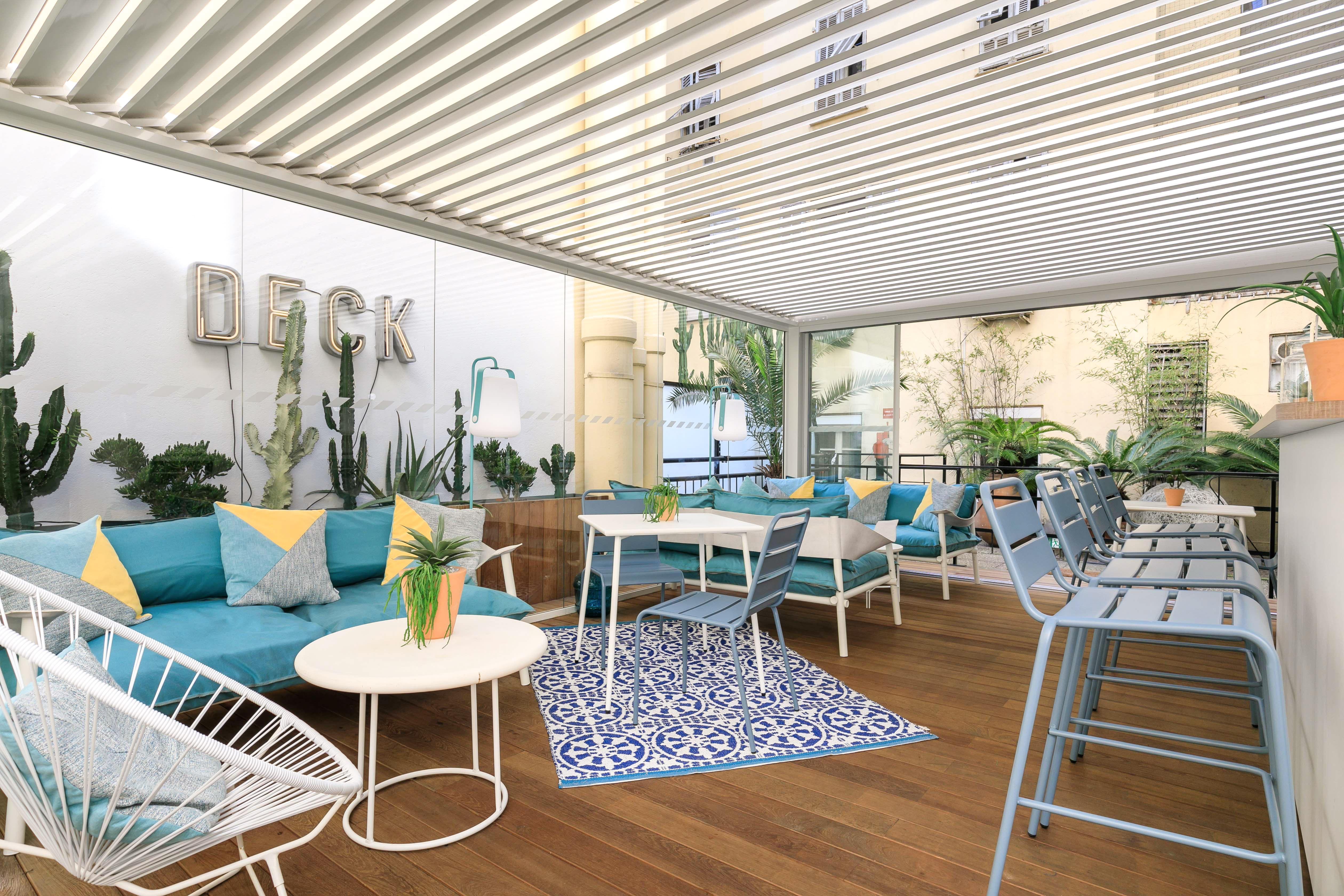 The Deck Hotel By Happyculture Ницца Экстерьер фото